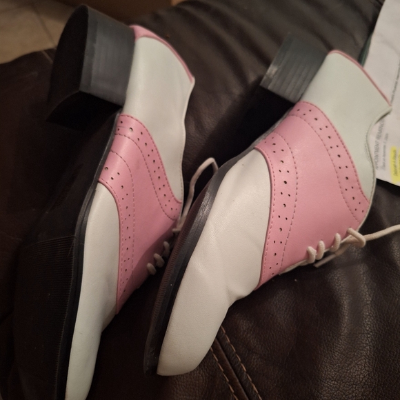 Saddle shoes - Picture 3 of 3